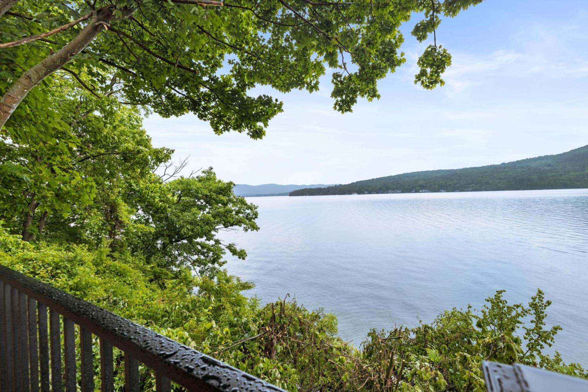 Sun Castle Resort Lake George Exterior photo